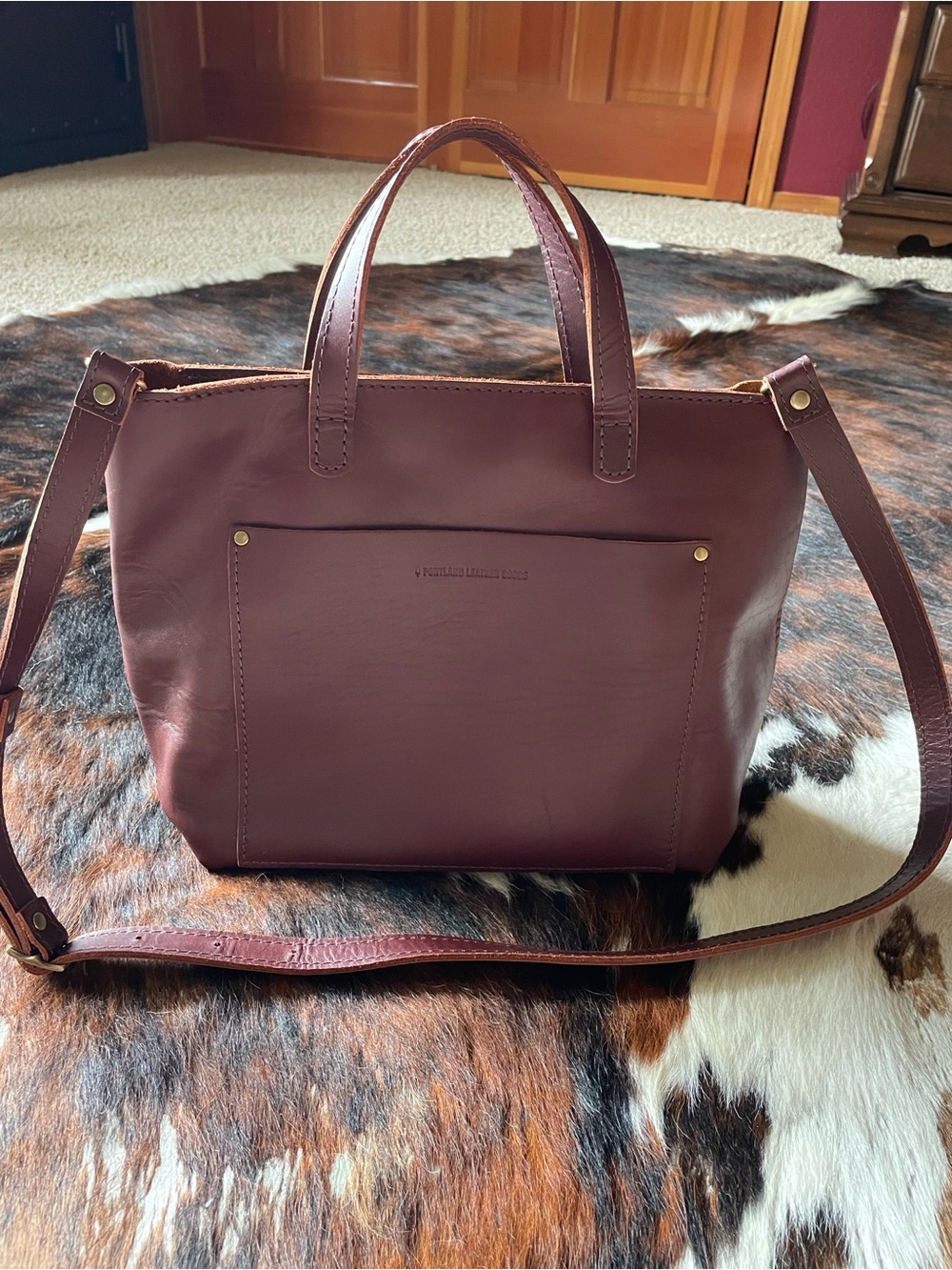 Portland Leather Crossbody Tote
